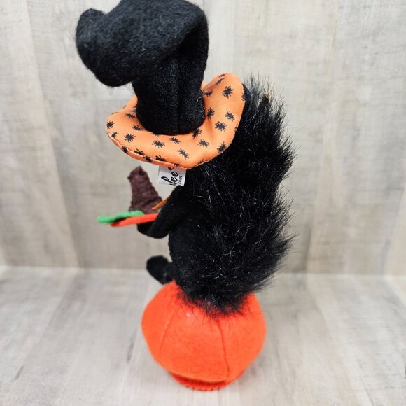 Annalee Black Cat On Pumpkin Halloween 2018 - Picture 4 of 8